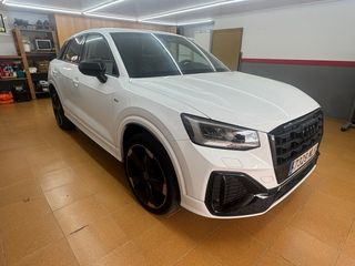 Audi Q2 Black Line – 12/2023 – 17.000 km – Blanco