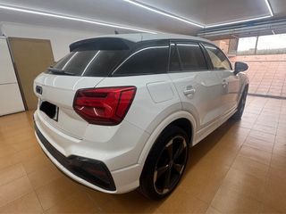Audi Q2 Black Line – 12/2023 – 17.000 km – Blanco