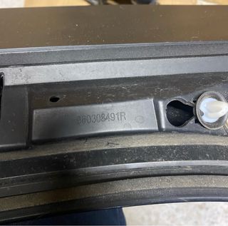 960308491R Spoiler posteriore Renault kadjar