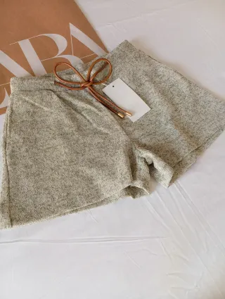 Bermuda Zara con cinturón
