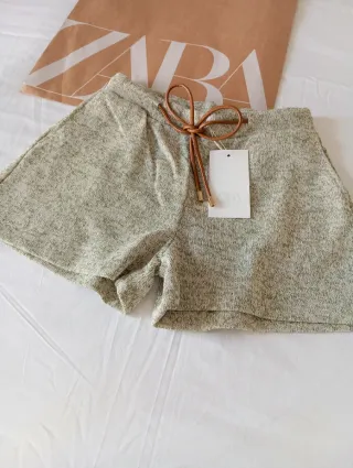 Bermuda Zara con cinturón