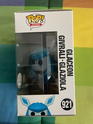 Funko Pop Glaceon #921 Pokémon Flocked