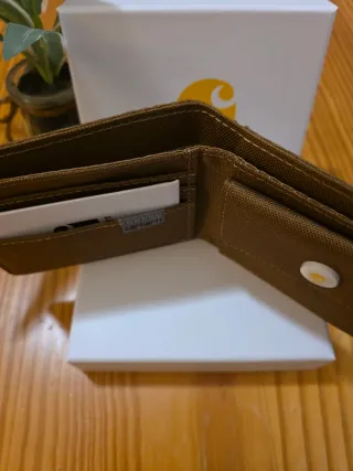 Billetera Carhartt Marrón