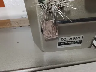 Máquina de coser industrial JUKI DDL-5550