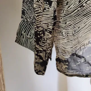 Blusa Krizia Beige y Negra Talla XL