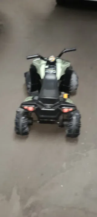 Quad infantil Feber camuflaje