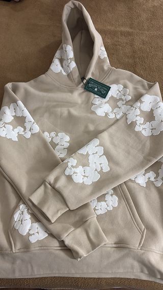 Felpe denim tears in 3 taglie, 100 euro ciascuna