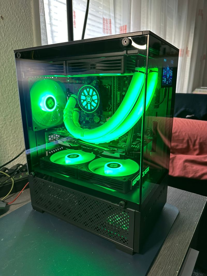 PC i7 7700 16Gb RAM 8Gb GRAFICA SSD afbeelding 6