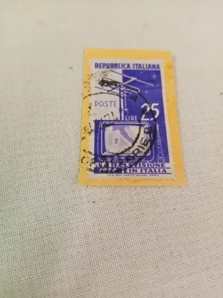 Francobollo Repubblica Italiana 25 Lire