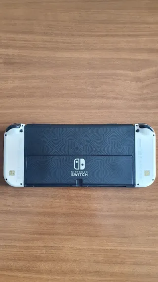 Nintendo Switch OLED Zelda Tears of Kingdom