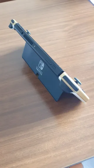 Nintendo Switch OLED Zelda Tears of Kingdom