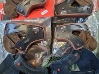 Lotto Guanciali Casco Bell varie misure