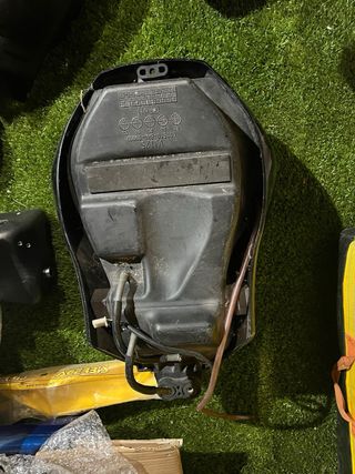 Depósito Gasolina Daelim Roadwin Negro