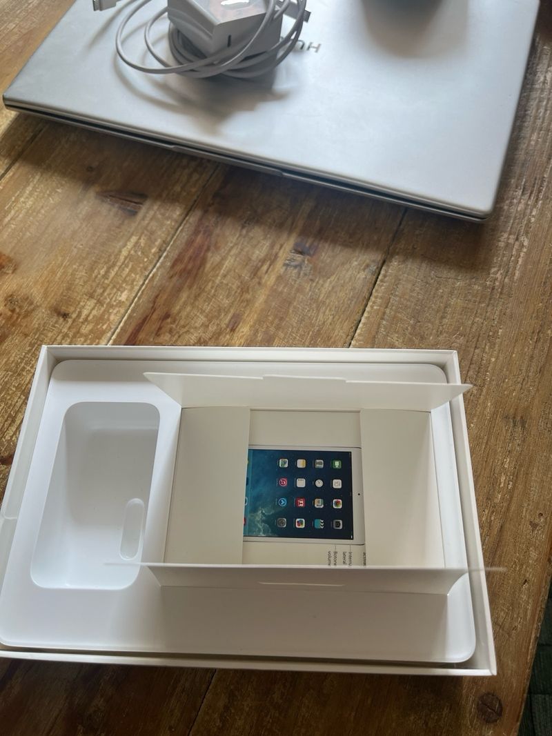 iPad mini Wi-Fi 64GB Gris Espacial afbeelding 4