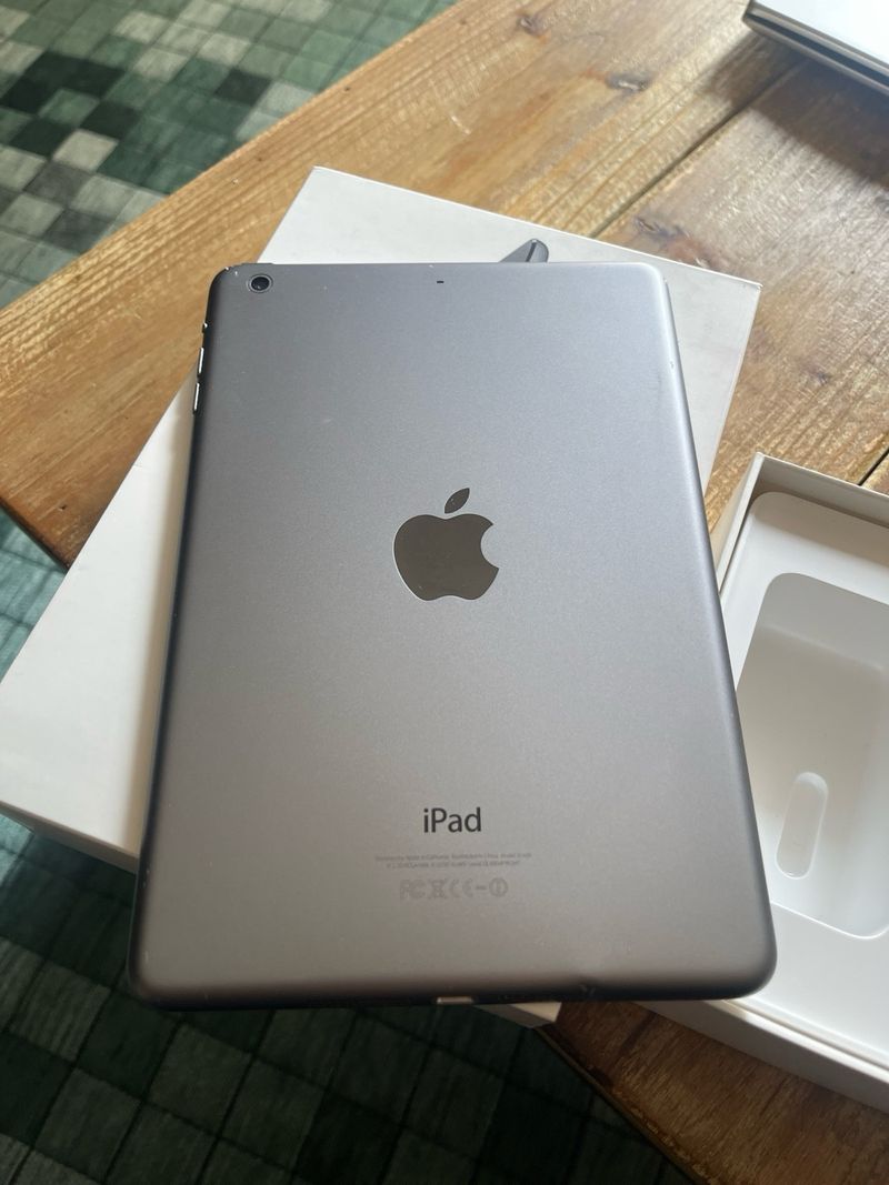 iPad mini Wi-Fi 64GB Gris Espacial afbeelding 3