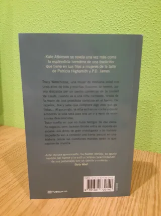 Novela negra Salí temprano, con mi perro