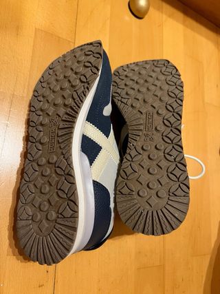 Zapatillas Munich Mujer 39