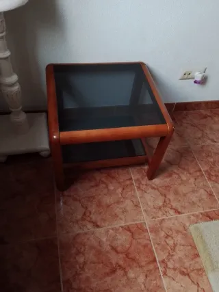 Mesita auxiliar madera y cristal