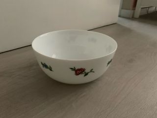 Plato Arcopal grande con flores y fuente Harmonía