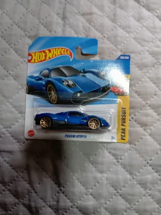 Hotwheels Pagani Utopia Azul 225/250