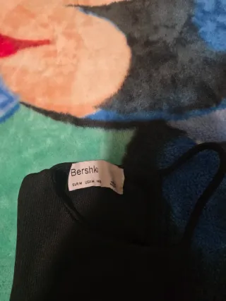 Top Bershka Negro Talla m