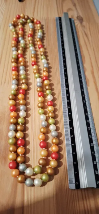 Collar de perlas multicolor