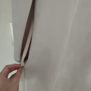 Chaqueta Zara efecto ante mujer