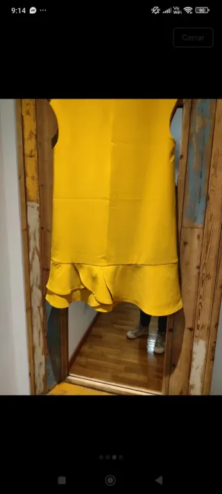Vestido amarillo mini con volantes