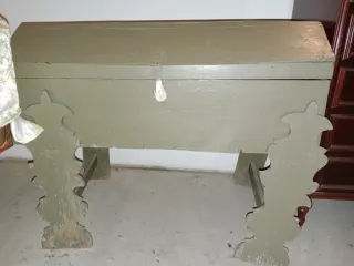 Baules de madera y metal para restaurar