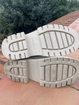 Botines Pull&Bear blancos con cremallera