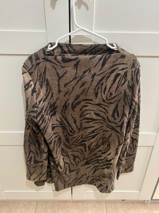 Jersey marrón estampado animal print