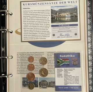 Libro Racc. Monete Mondo + 61 Monete