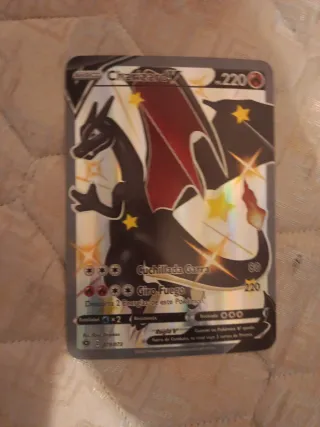 Cartas de Charizard gigantes