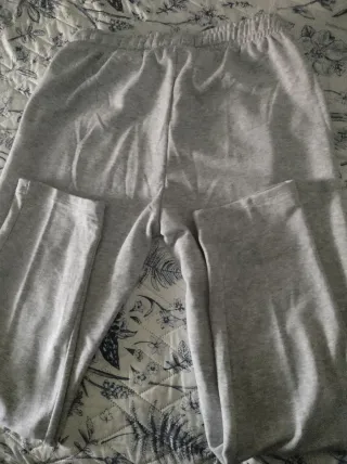 Pantalón deportivo mujer sin estrenar con etiqueta