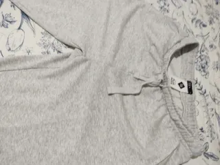 Pantalón deportivo mujer sin estrenar con etiqueta