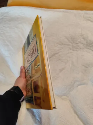 Dipingere e decorare i mobili