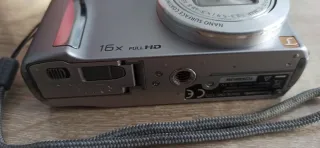 Cámara Panasonic Lumix 16x Full HD Plata