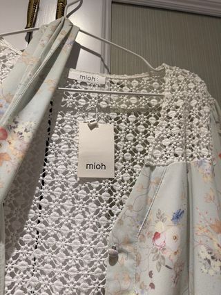 Vestido nuevo,  largo, floral Mioh talla S