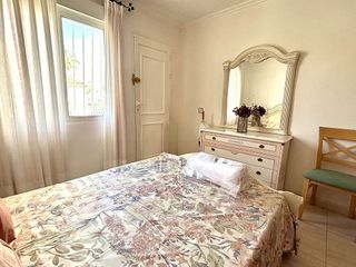 Casa adosada en alquiler en La Siesta - El Salado - Torreta en Torrevieja