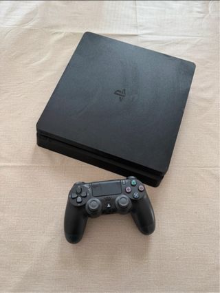 PS4 (PlayStation 4) Negra