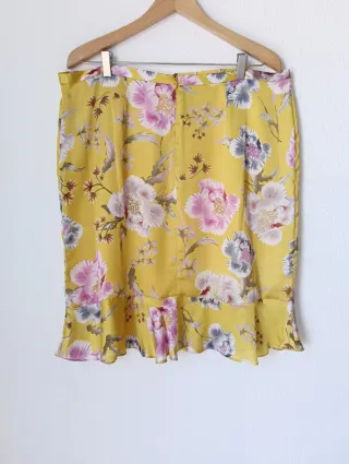 Falda satinada Punt Roma talla 50