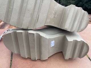 Botines cómodos con goma beige