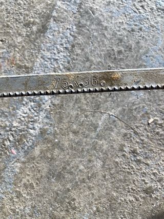 Báscula antigua de gancho