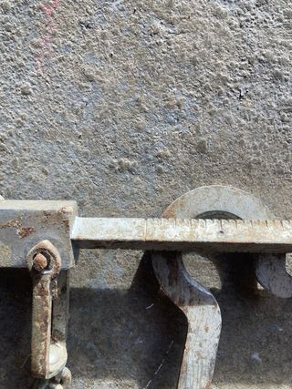 Báscula antigua de gancho