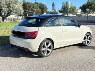 Audi A1 Attraction 2011