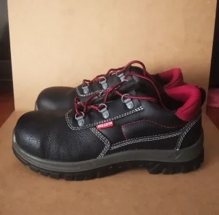 Zapatos de Seguridad Bellota Negros y Rojos