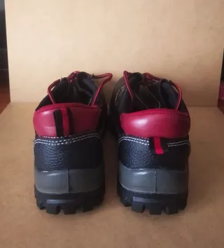 Zapatos de Seguridad Bellota Negros y Rojos