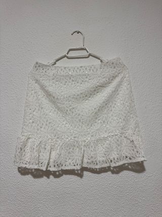 Falda blanca tejida moderna talla M