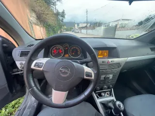 Opel Astra 2006