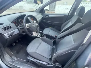 Opel Astra 2006